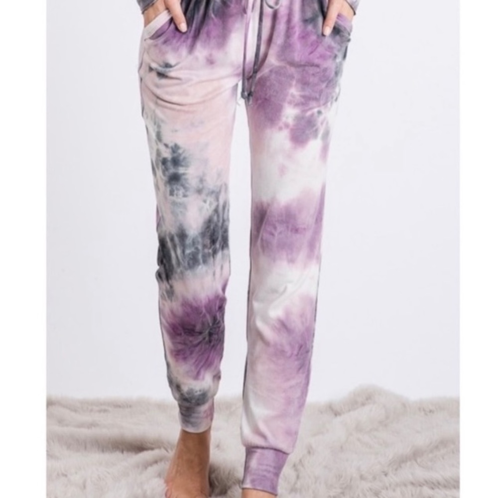 TIE DYE LOUNGING PANTS